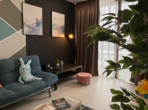 New Cozy 3 Bedrooms Condo with Netflix Projector @ Cyberjaya near KLIA PICC